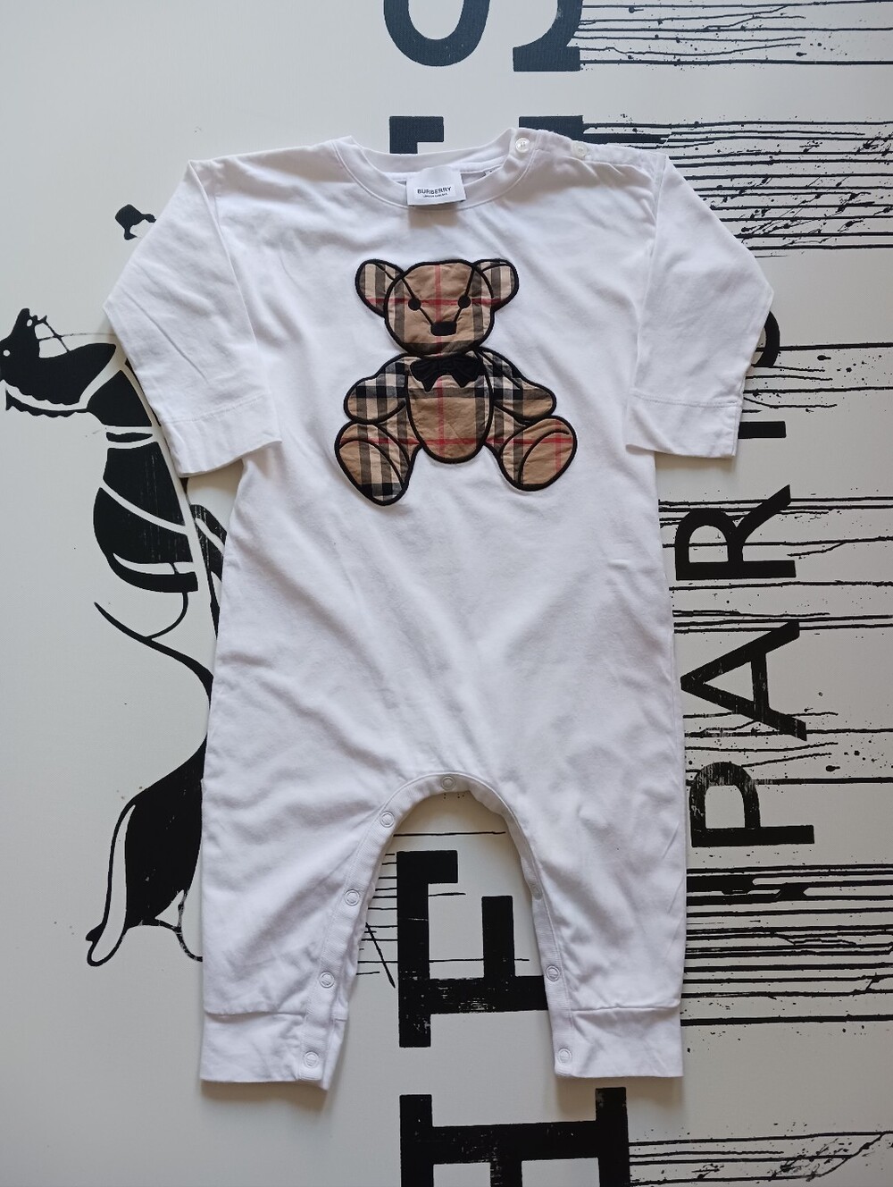 Burberry Cotton Unisex Embroidery Romper Size